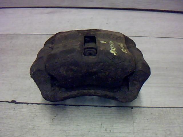 bontott RENAULT MEGANE I Bal első Féknyereg Munkahengerrel