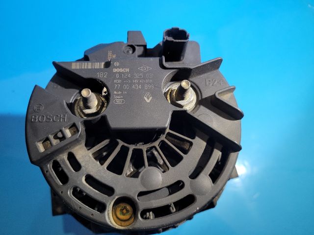 bontott RENAULT MEGANE I Generátor