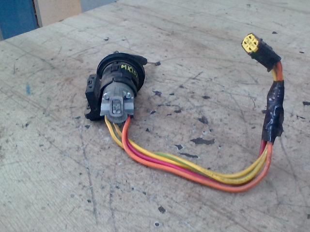 bontott RENAULT MEGANE I Gyújtáskapcsoló