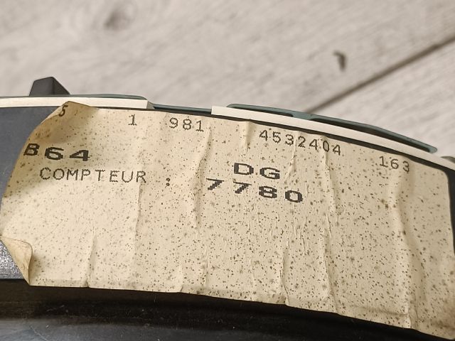 bontott RENAULT MEGANE I Kilométeróra