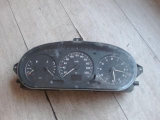 bontott RENAULT MEGANE I Kilométeróra