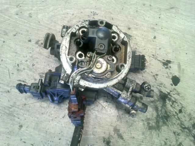 bontott RENAULT MEGANE I Központi Injektor