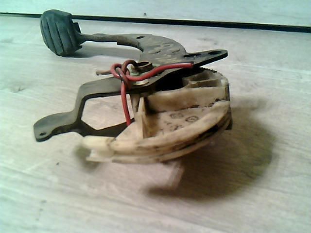 bontott RENAULT MEGANE I Kuplung Pedál