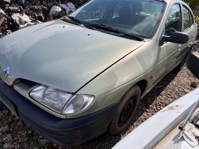 bontott RENAULT MEGANE I Homlokfal (Üres lemez)