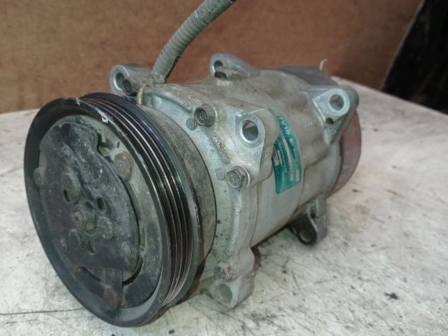 bontott RENAULT MEGANE I Klímakompresszor