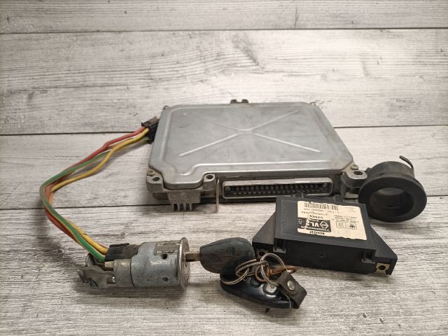 bontott RENAULT MEGANE I Motorvezérlő