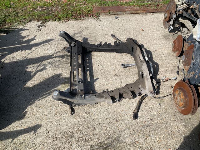 bontott RENAULT MEGANE I Első Bölcső