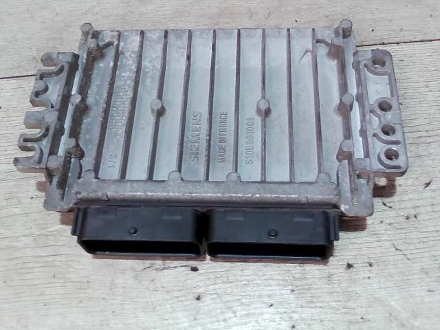 bontott RENAULT MEGANE I Motorvezérlő