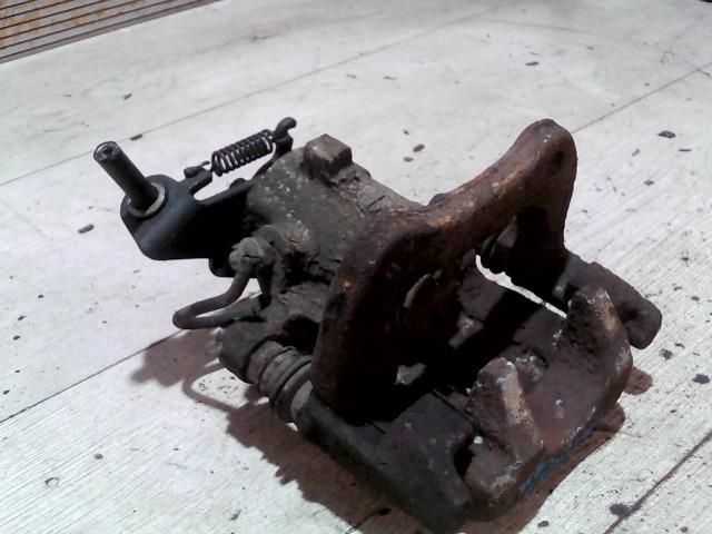 bontott RENAULT MEGANE I Jobb hátsó Féknyereg Munkahengerrel