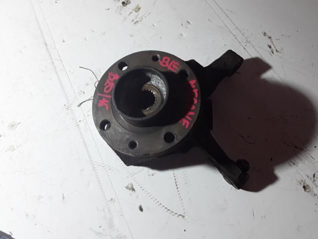 bontott RENAULT MEGANE I Bal első Csonkállvány Kerékaggyal