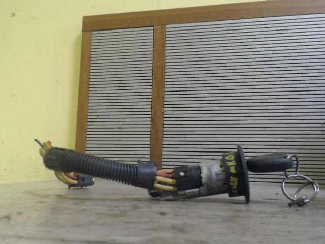 bontott RENAULT MEGANE I Gyújtáskapcsoló Házzal