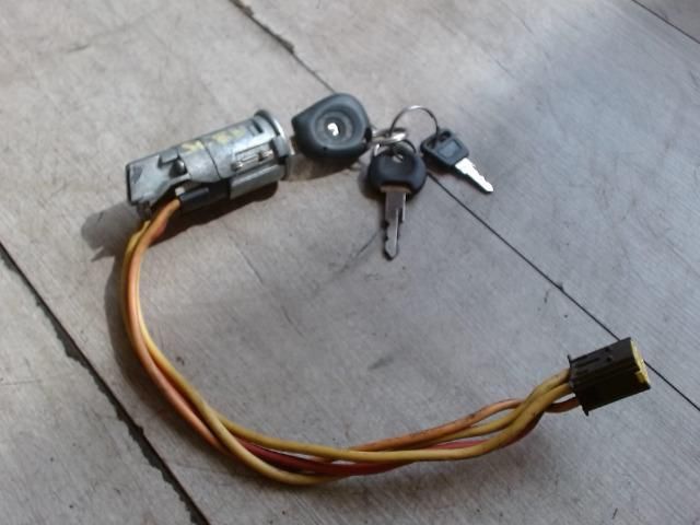 bontott RENAULT MEGANE I Gyújtáskapcsoló