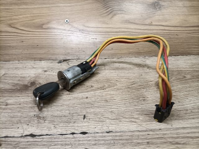 bontott RENAULT MEGANE I Gyújtáskapcsoló