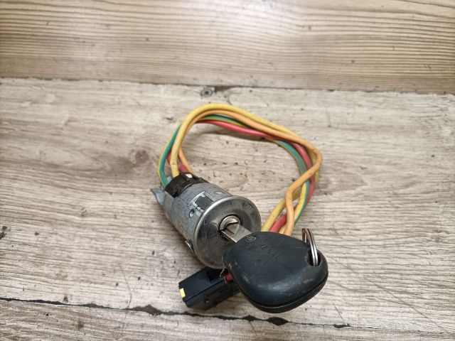 bontott RENAULT MEGANE I Gyújtáskapcsoló