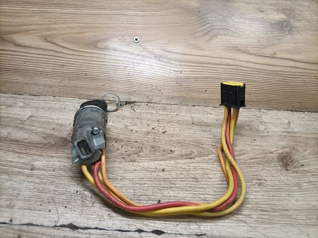 bontott RENAULT MEGANE I Gyújtáskapcsoló