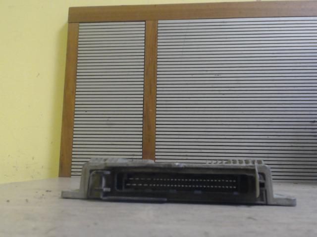 bontott RENAULT MEGANE I Motorvezérlő