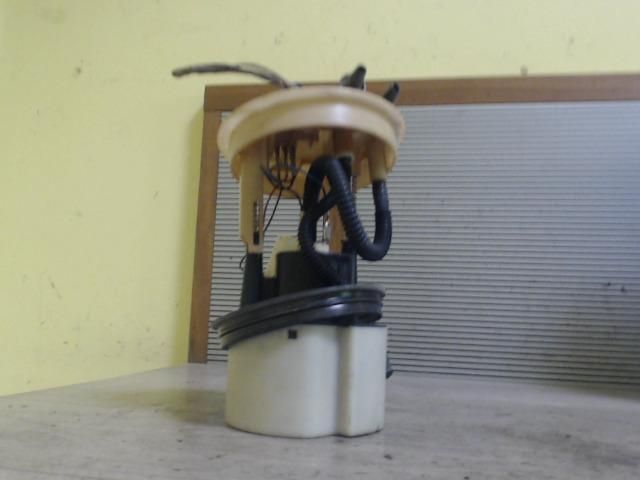 bontott RENAULT MEGANE I Üzemanyag Szivattyú