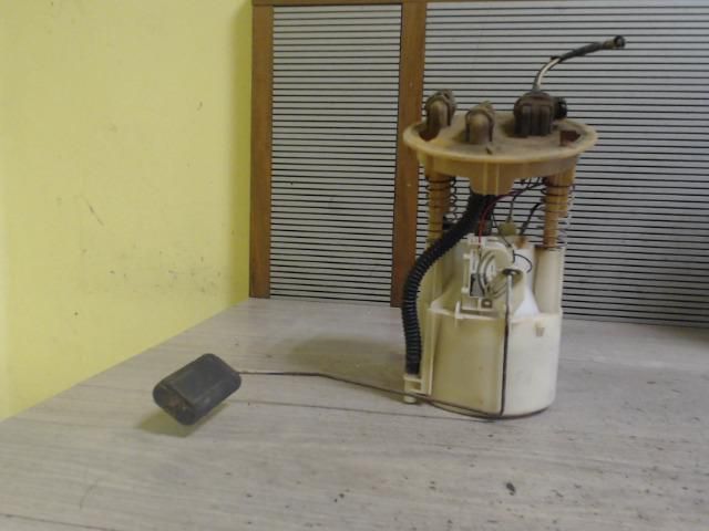 bontott RENAULT MEGANE I Üzemanyag Szivattyú