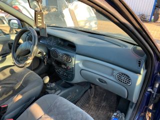 bontott RENAULT MEGANE I Első Bölcső