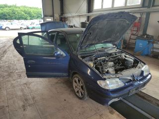 bontott RENAULT MEGANE I Tank