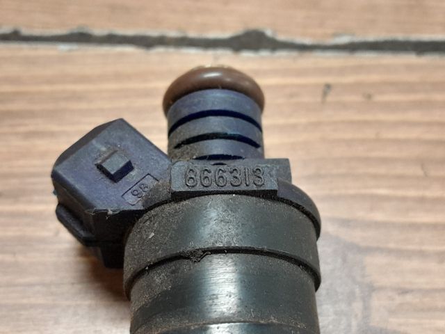 bontott RENAULT MEGANE I Porlasztó (1 db)