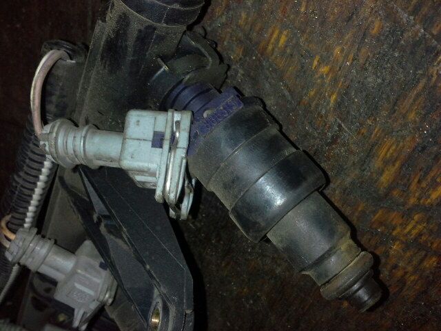 bontott RENAULT MEGANE I Porlasztó (1 db)