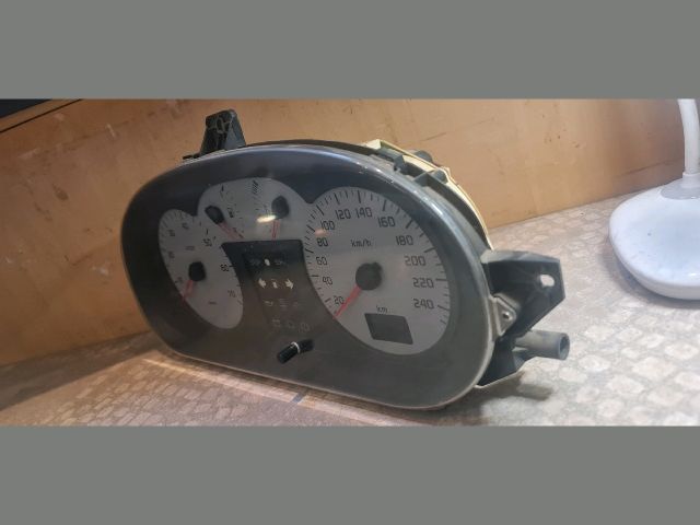bontott RENAULT MEGANE I Kilométeróra