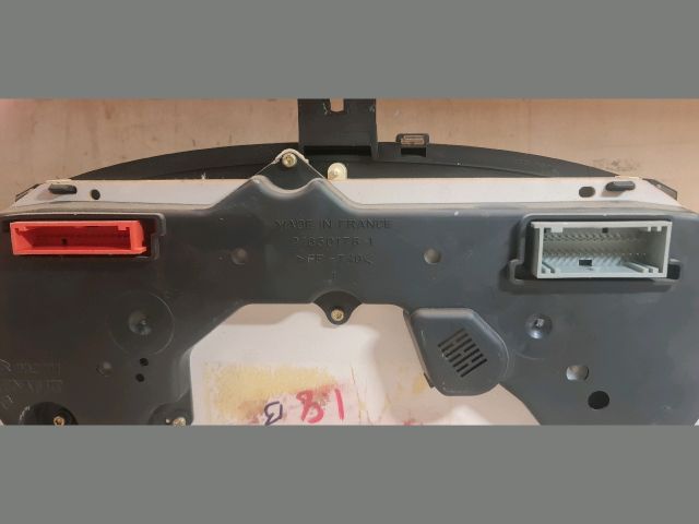 bontott RENAULT MEGANE I Kilométeróra