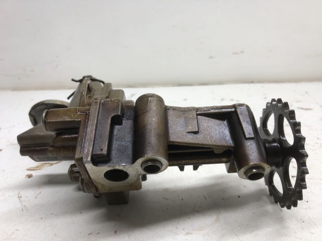 bontott RENAULT MEGANE I Olajszivattyú