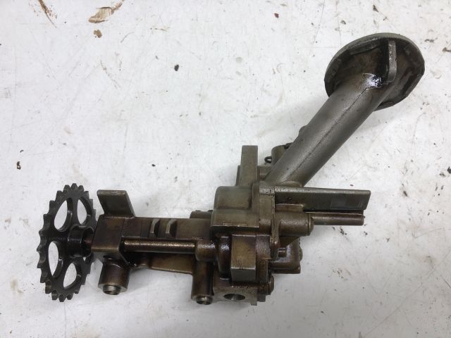 bontott RENAULT MEGANE I Olajszivattyú