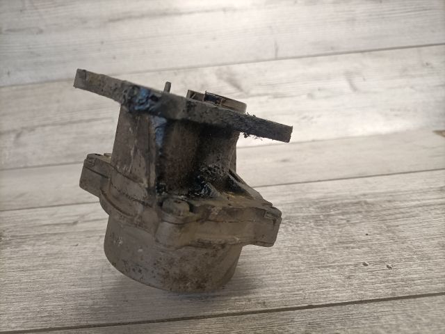 bontott RENAULT MEGANE I Vákumpumpa