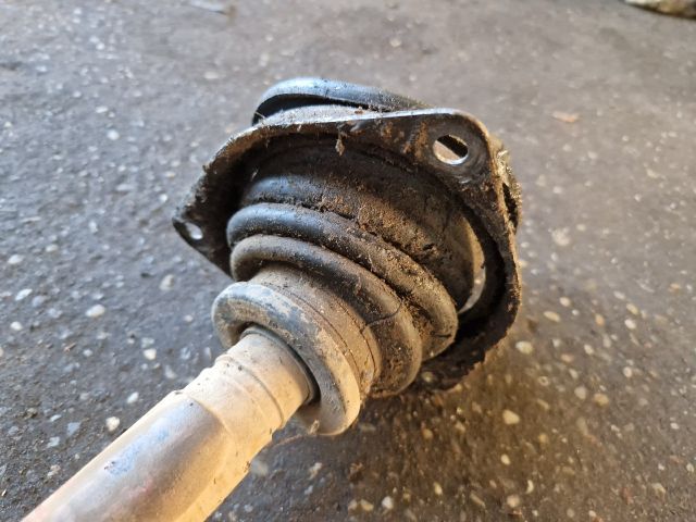 bontott RENAULT MEGANE I Bal Féltengely