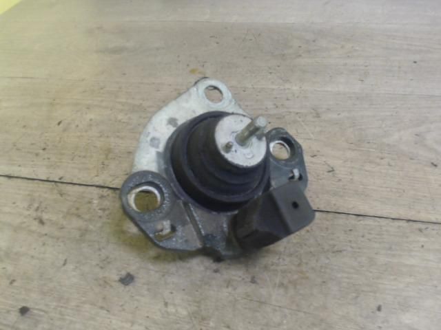 bontott RENAULT MEGANE I Motor Tartó Bak (Fém)