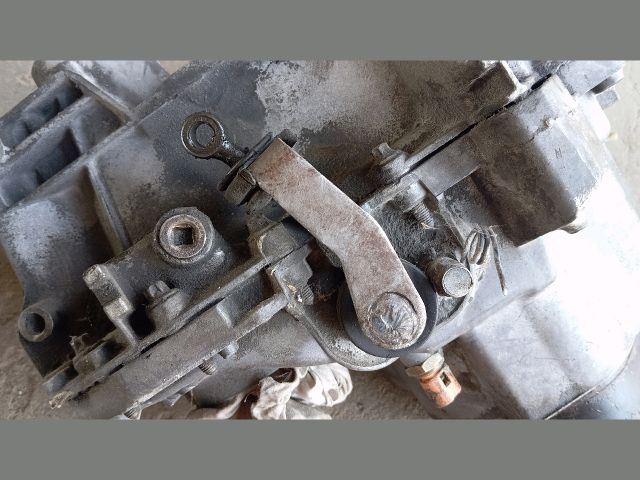 bontott RENAULT MEGANE I Váltó (Mechanikus)