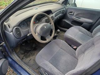 bontott RENAULT MEGANE I Jobb első Csonkállvány