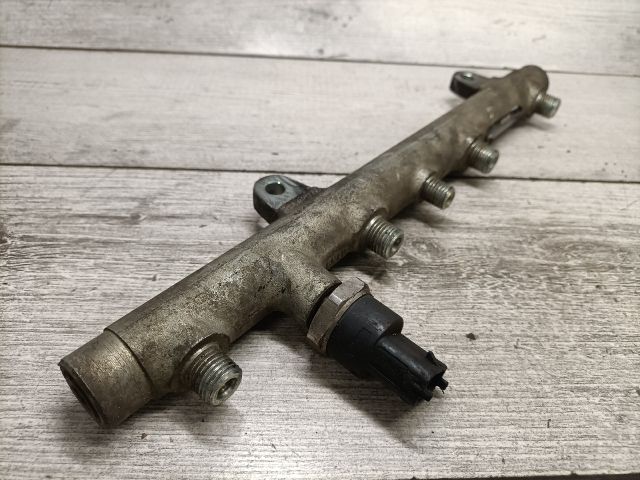 bontott RENAULT MEGANE I Közösnyomócső