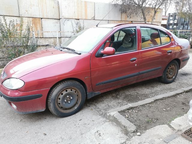 bontott RENAULT MEGANE I Motor (Fűzött blokk hengerfejjel)