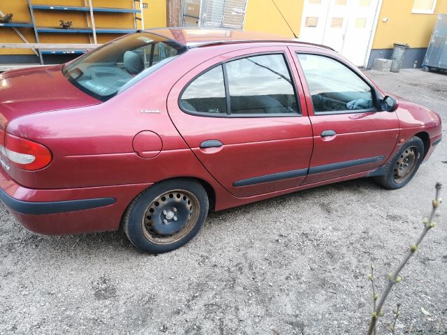 bontott RENAULT MEGANE I Motor (Fűzött blokk hengerfejjel)