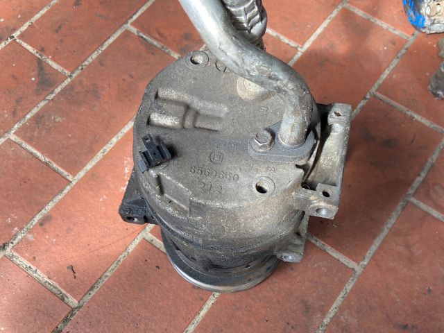 bontott RENAULT MEGANE I Klímakompresszor