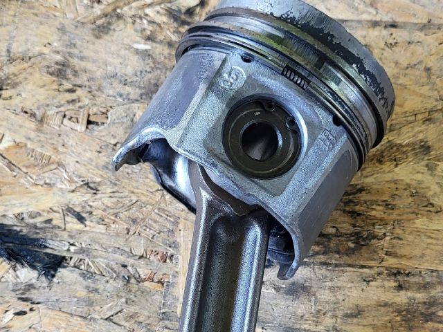 bontott RENAULT MEGANE I Dugattyú és Hajtókar