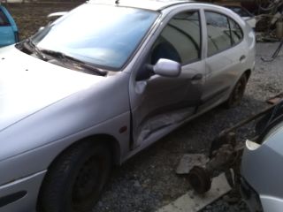 bontott RENAULT MEGANE I Vákumpumpa