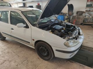 bontott RENAULT MEGANE I Homlokfal (Üres lemez)