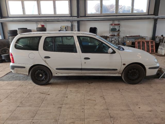 bontott RENAULT MEGANE I Jobb első Féknyereg Munkahengerrel