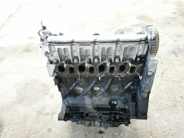 bontott RENAULT MEGANE I Motor (Fűzött blokk hengerfejjel)