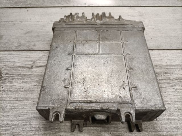 bontott RENAULT MEGANE I Motorvezérlő