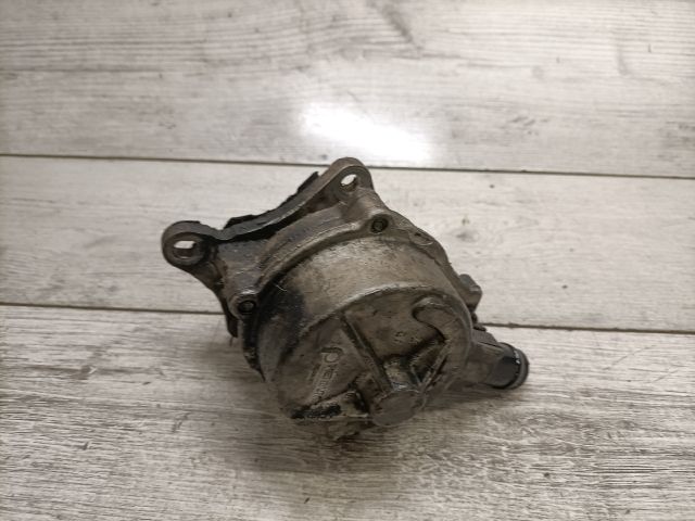 bontott RENAULT MEGANE I Vákumpumpa