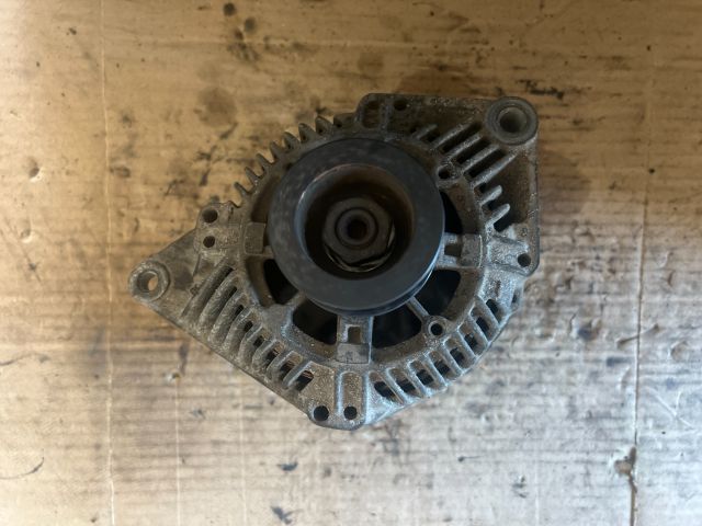 bontott RENAULT MEGANE I Generátor