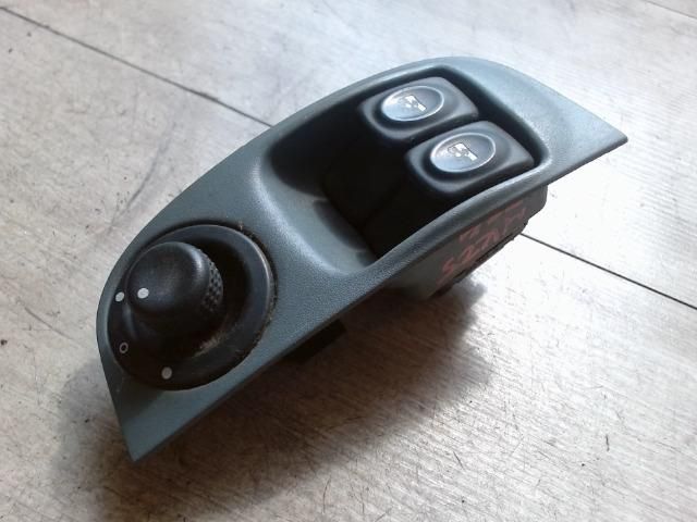 bontott RENAULT MEGANE I Ablakemelő és Tükör Kapcsoló