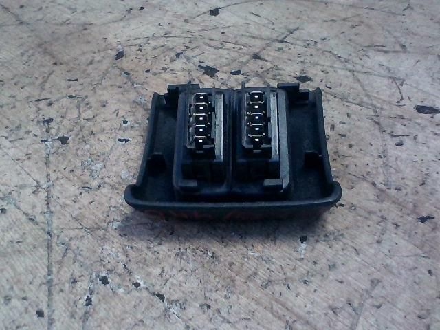 bontott RENAULT MEGANE I Ablakemelő Kapcsoló (Pozíciófüggetlen)