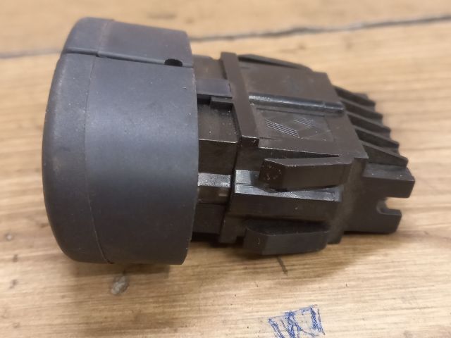 bontott RENAULT MEGANE I Ablakfűtés Kapcsoló